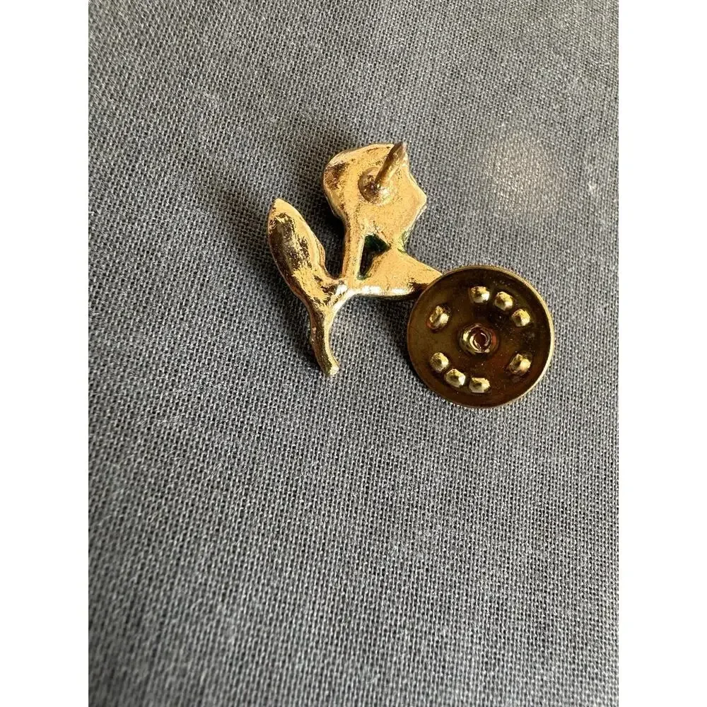 Vintage Enamel Flower Pin Brooch Rhinestone Gold Tone